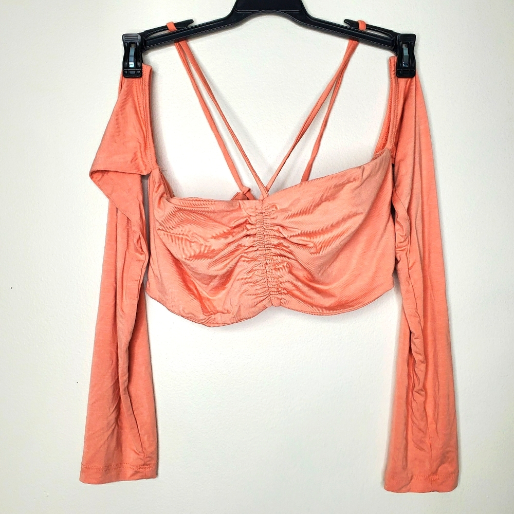 8) FASHION NOVA Long Sleeve lace back halter top Sz. L